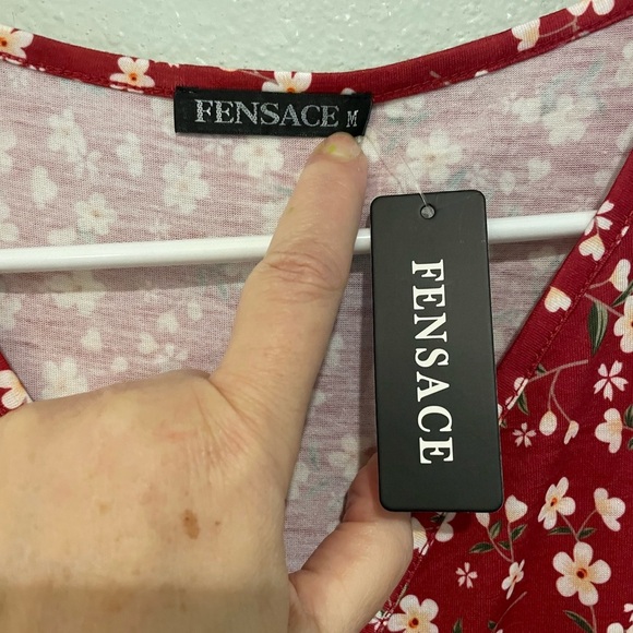 NWT Fensace Red Floral Mini Dress - Picture 3 of 5